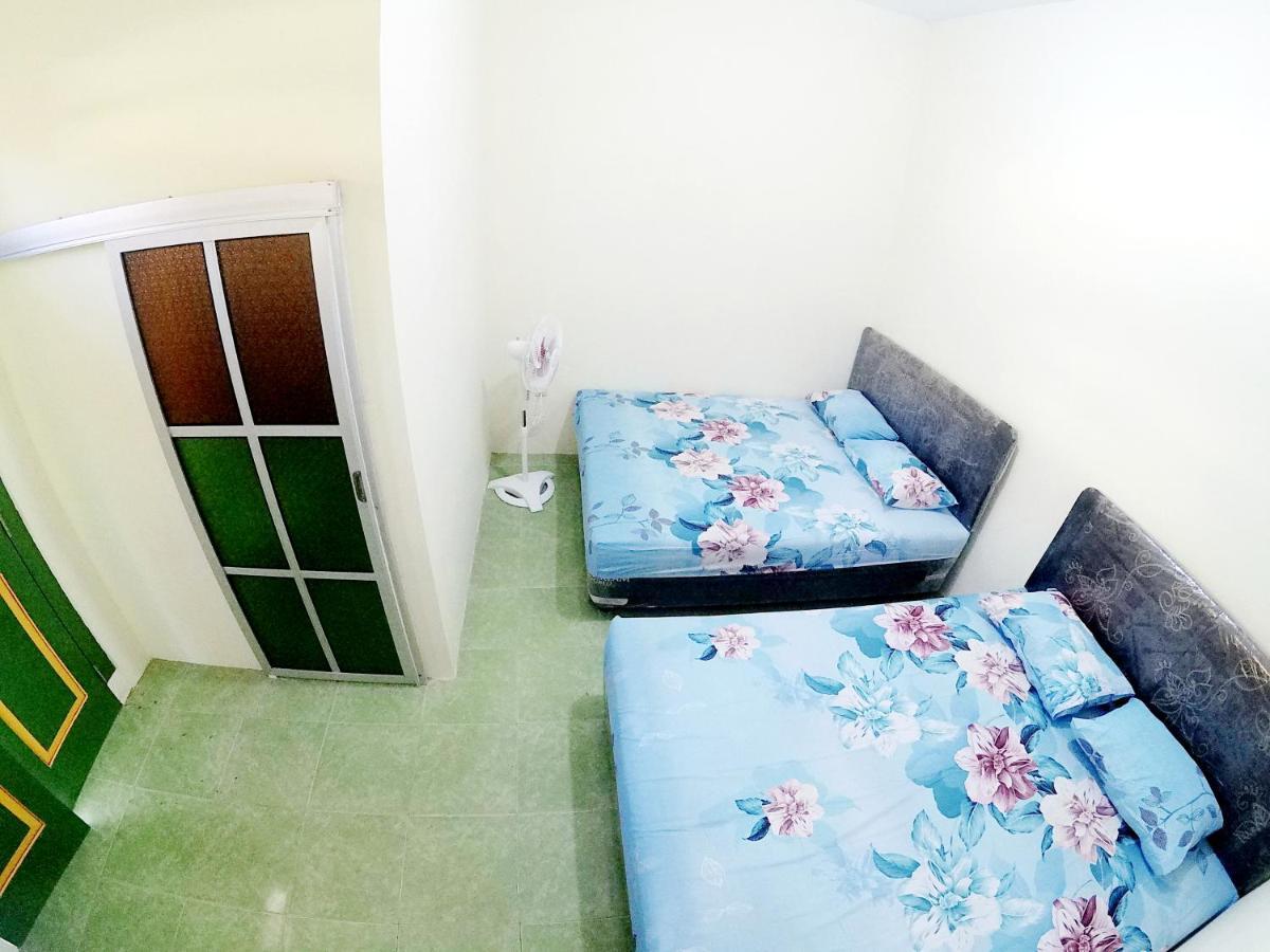 Ngadiwinatan Alleyway Guest House Jogja Джок'якарта Екстер'єр фото